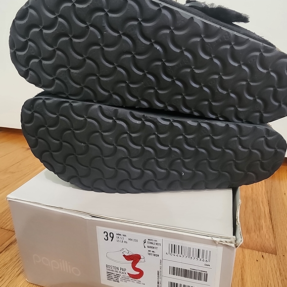 Papillio Black Fleece-Lined Clogs - Picture 4 of 6